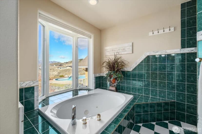 Property photo for 333 Highpoint Place, Chelan photo 26