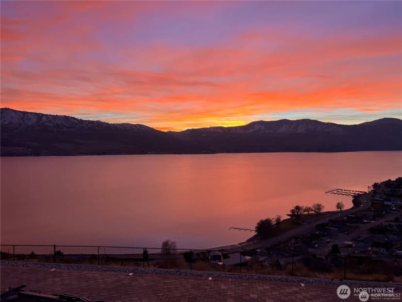 Property photo for 333 Highpoint Place, Chelan photo 9