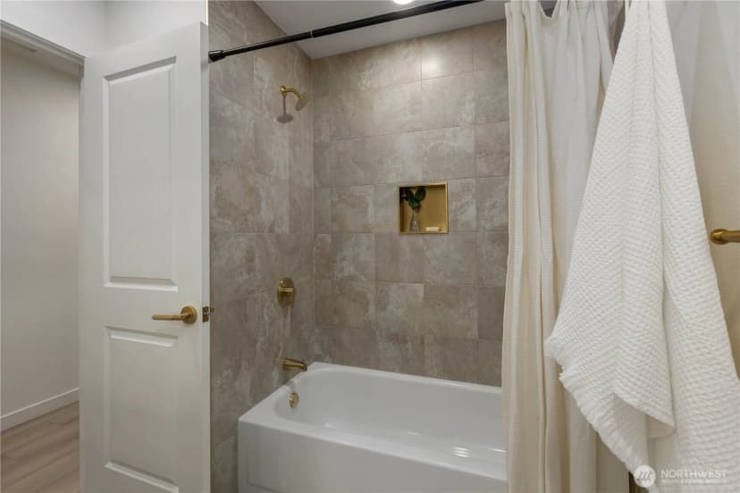 Property photo for 6817 193rd Avenue E, Bonney Lake photo 23