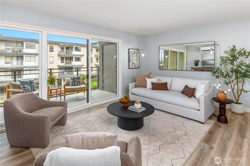 Property photo for 6401 Lake Washington Boulevard Ne #307, Kirkland photo 4
