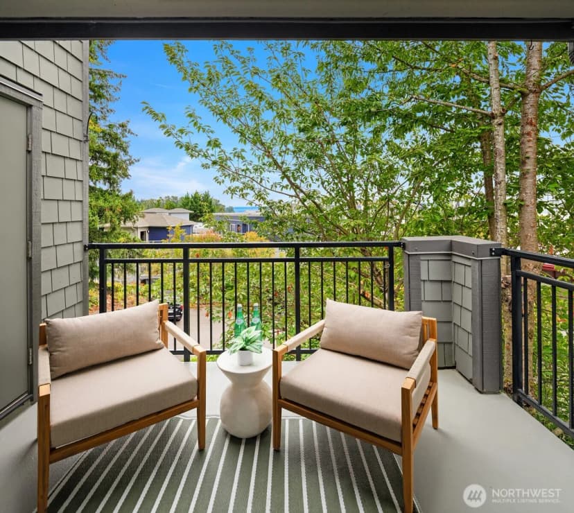 Property photo for 12014 98th Avenue Ne #302, Kirkland photo 7