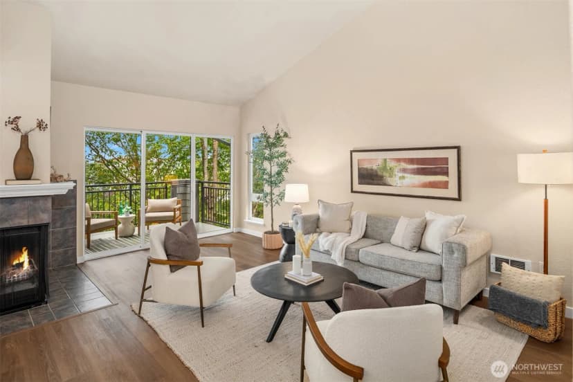Property photo for 12014 98th Avenue Ne #302, Kirkland photo 6