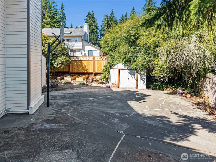 Property photo for 10247 Hamilton Place Nw, Silverdale photo 6