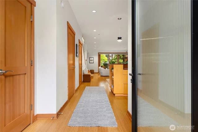 Property photo for 722 Ne Vineyard Lane #l102, Bainbridge Island photo 3