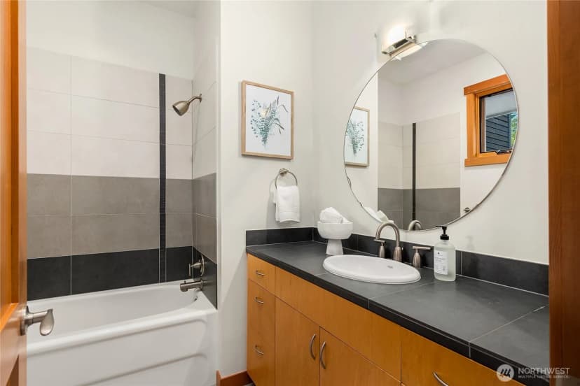 Property photo for 722 Ne Vineyard Lane #l102, Bainbridge Island photo 25