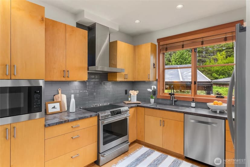 Property photo for 722 Ne Vineyard Lane #l102, Bainbridge Island photo 13