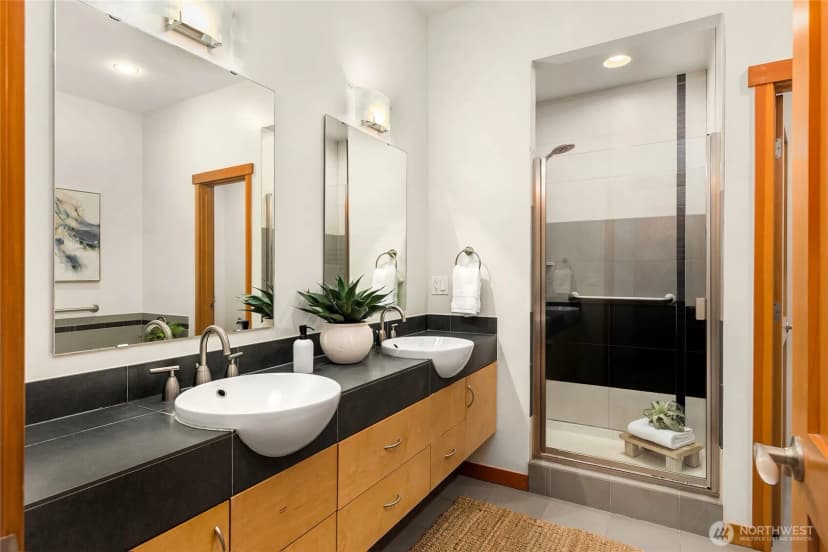 Property photo for 722 Ne Vineyard Lane #l102, Bainbridge Island photo 21