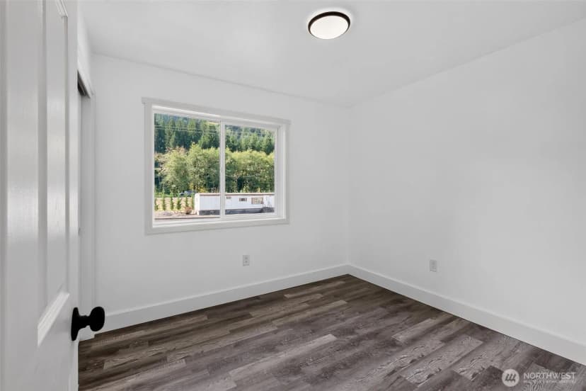 Property photo for 620 Westlake Ave., Morton photo 16