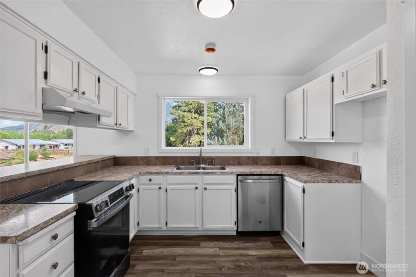 Property photo for 620 Westlake Ave., Morton photo 13