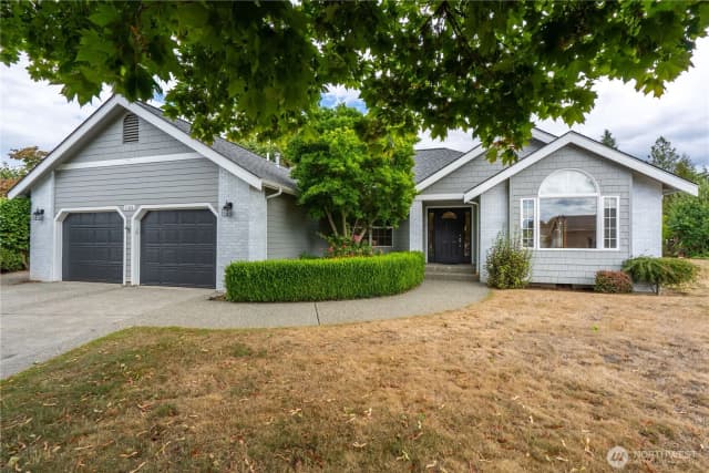 Property photo for 1160 N Cascade Court, Lynden