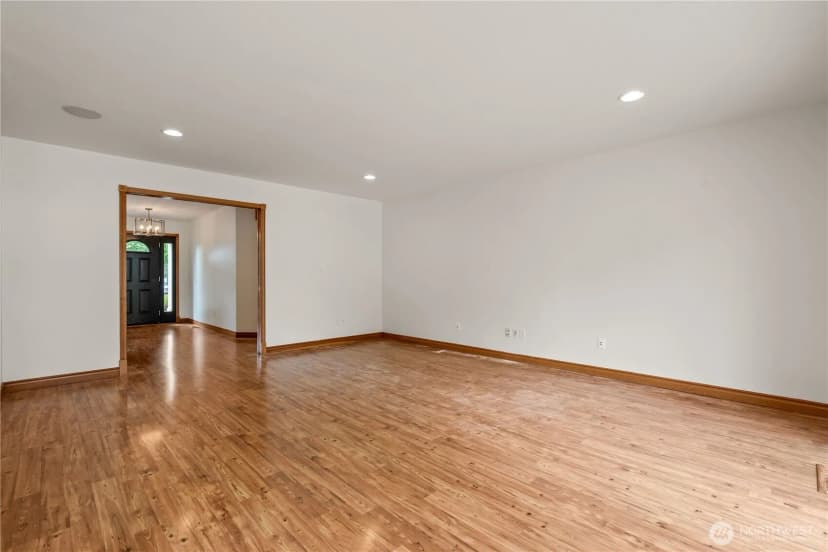 Property photo for 1160 N Cascade Court, Lynden photo 17