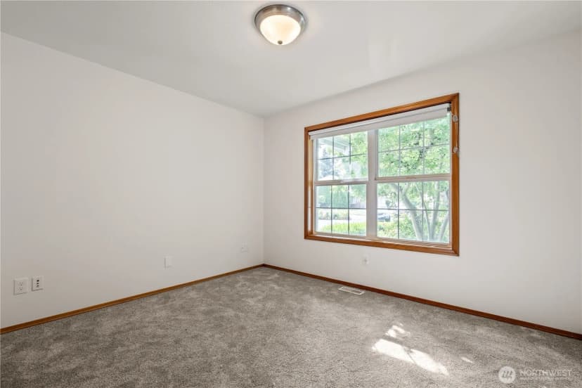 Property photo for 1160 N Cascade Court, Lynden photo 23