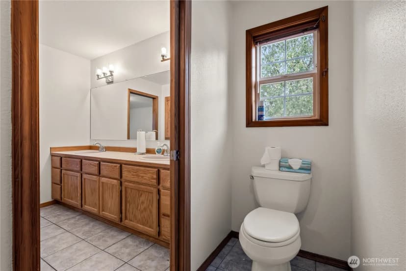 Property photo for 1160 N Cascade Court, Lynden photo 34