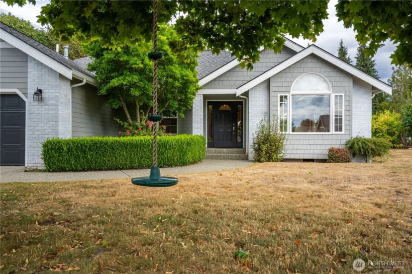 Property photo for 1160 N Cascade Court, Lynden photo 3