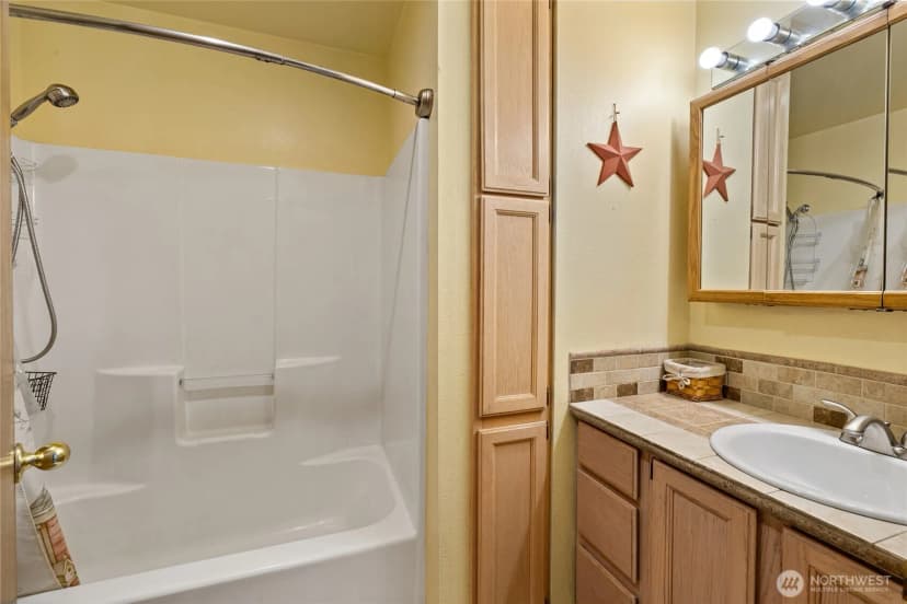 Property photo for 323 Madison Avenue, South Cle Elum photo 20