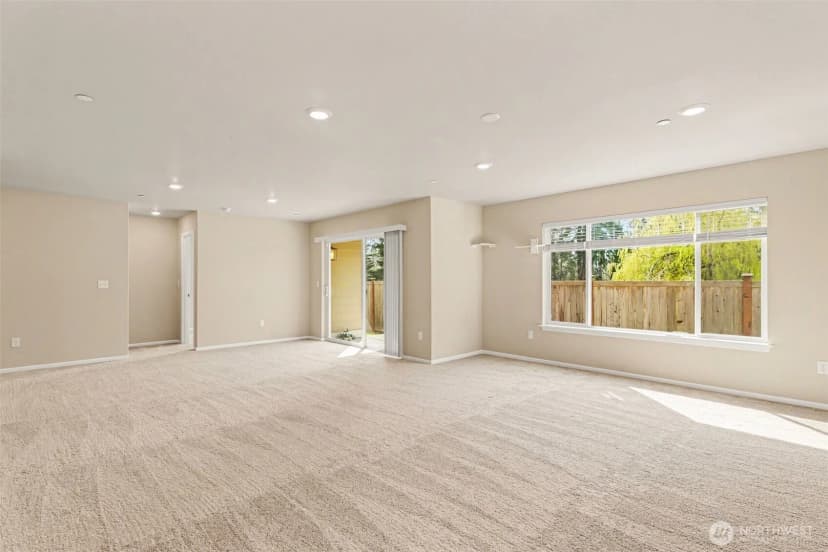 Property photo for 7913 39th Place Ne, Marysville photo 23