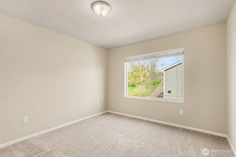 Property photo for 7913 39th Place Ne, Marysville photo 22