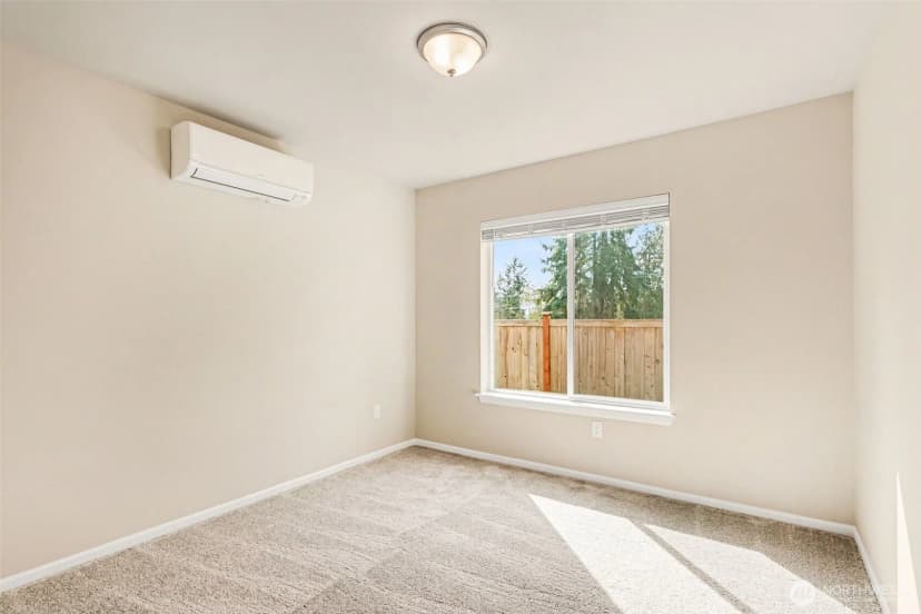Property photo for 7913 39th Place Ne, Marysville photo 26