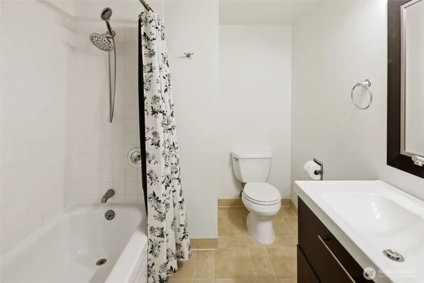 Property photo for 2100 3rd Avenue #602, Seattle photo 20
