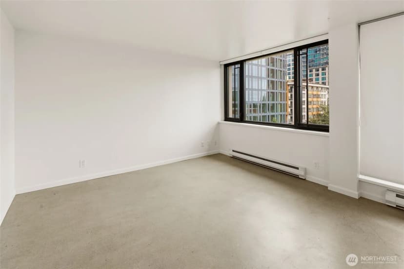 Property photo for 2100 3rd Avenue #602, Seattle photo 13