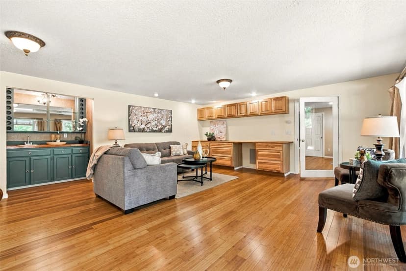 Property photo for 28222 183rd Avenue Se, Kent photo 12