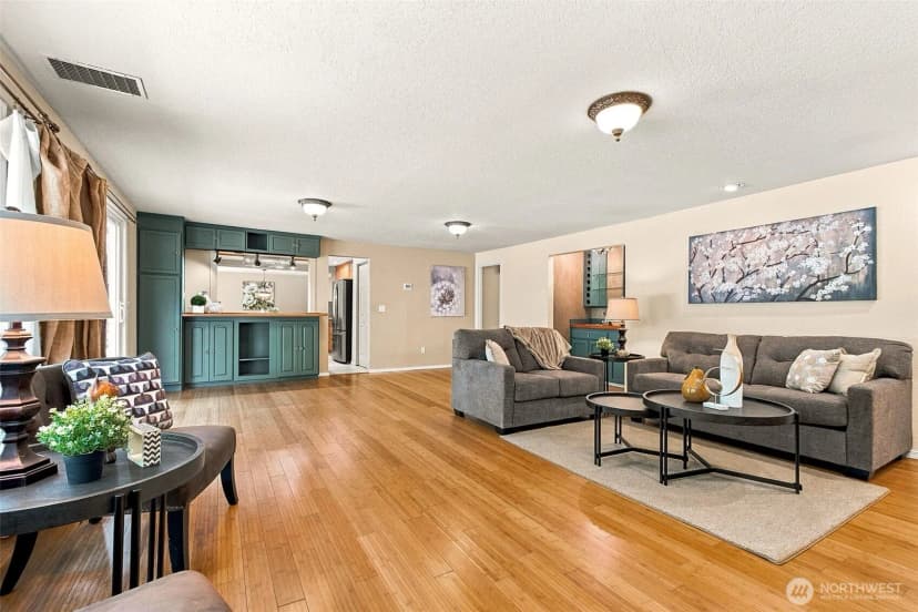 Property photo for 28222 183rd Avenue Se, Kent photo 13