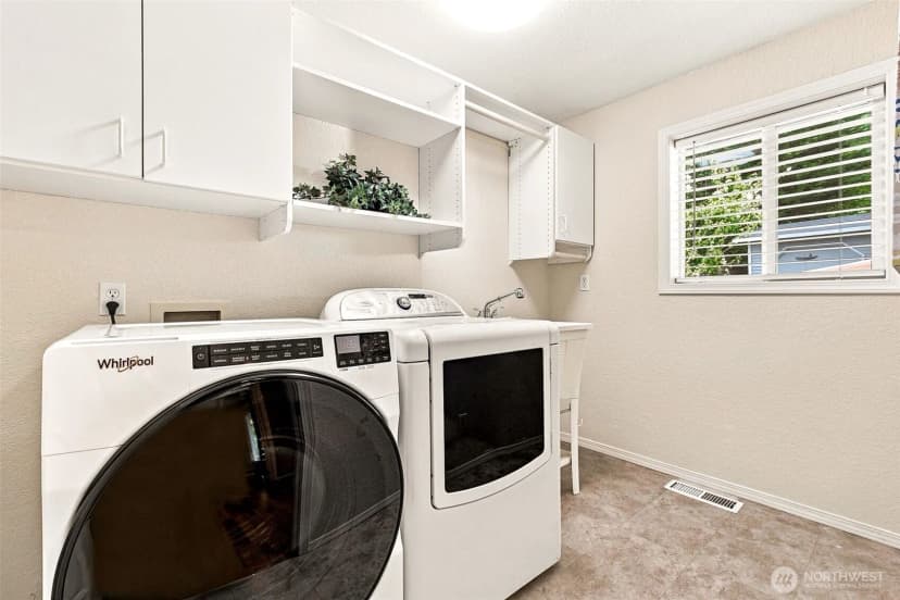 Property photo for 28222 183rd Avenue Se, Kent photo 18