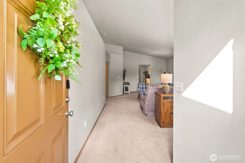 Property photo for 2422 Boulevard Heights Loop Se, Olympia photo 6