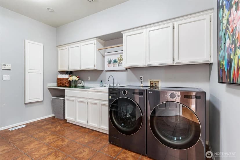 Property photo for 475 Sw 345th St, Federal Way photo 29
