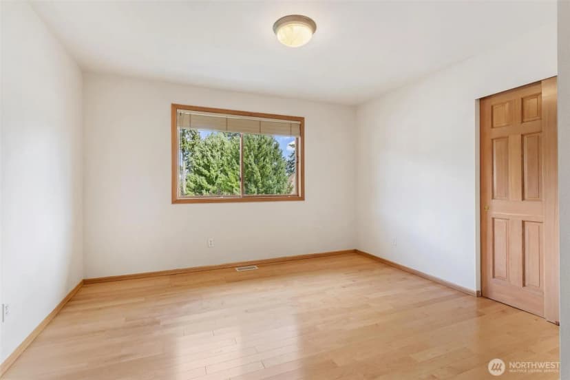Property photo for 475 Sw 345th St, Federal Way photo 28