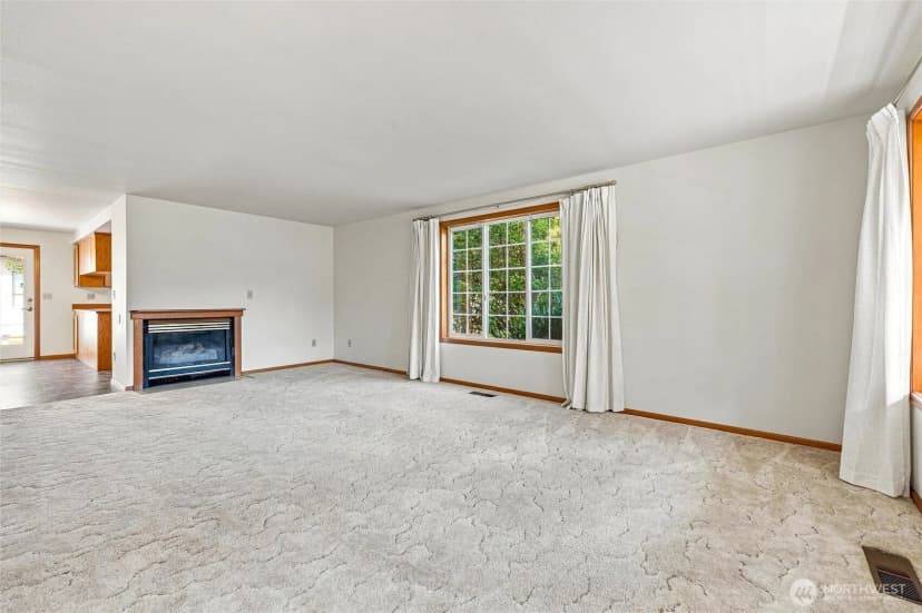 Property photo for 112 W 2nd Street #a, Everson photo 6