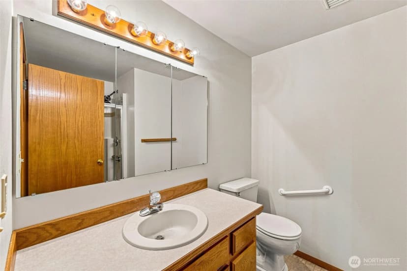 Property photo for 112 W 2nd Street #a, Everson photo 15
