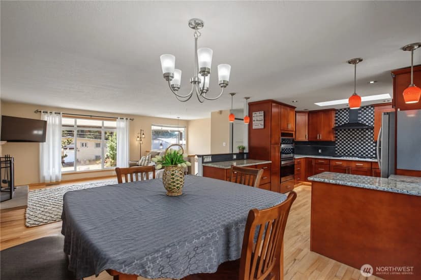 Property photo for 3710 S 268th, Kent photo 9