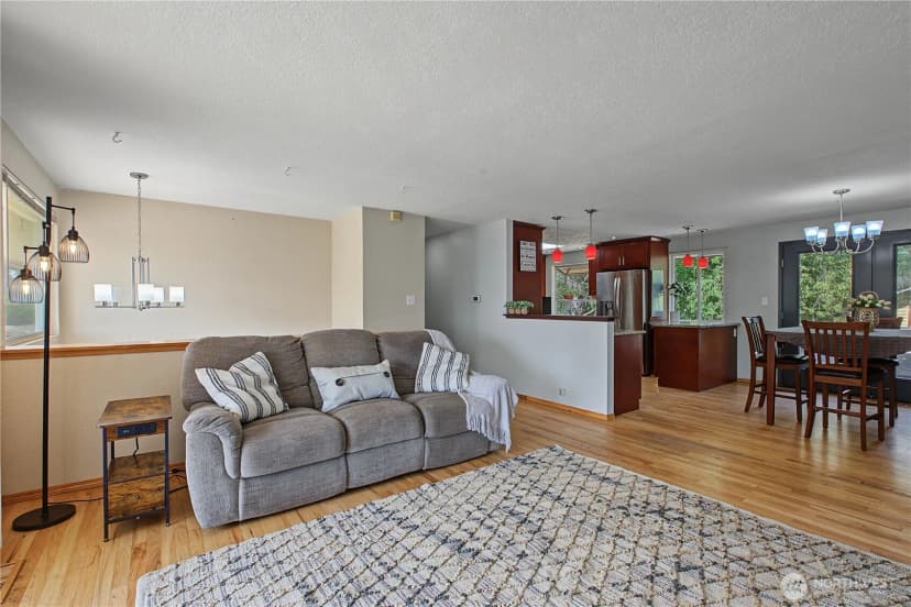 Property photo for 3710 S 268th, Kent photo 6