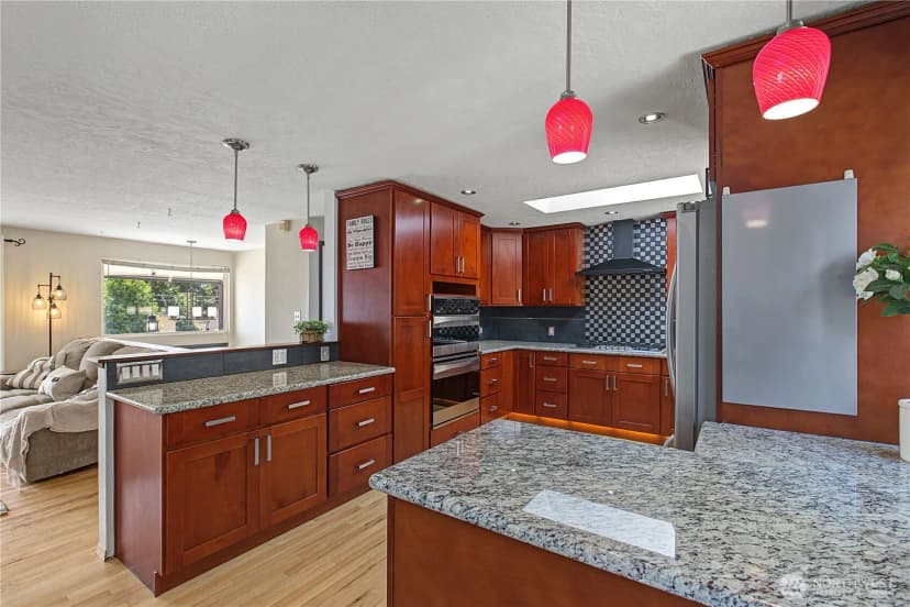Property photo for 3710 S 268th, Kent photo 10