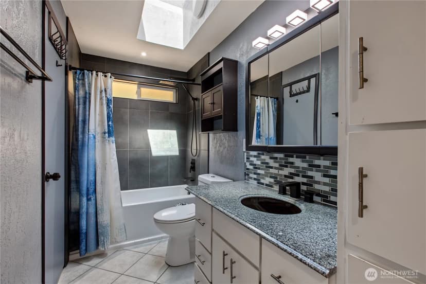 Property photo for 3710 S 268th, Kent photo 15