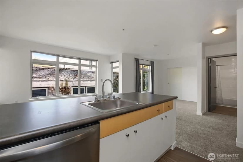 Property photo for 1610 Belmont Avenue #314, Seattle photo 9
