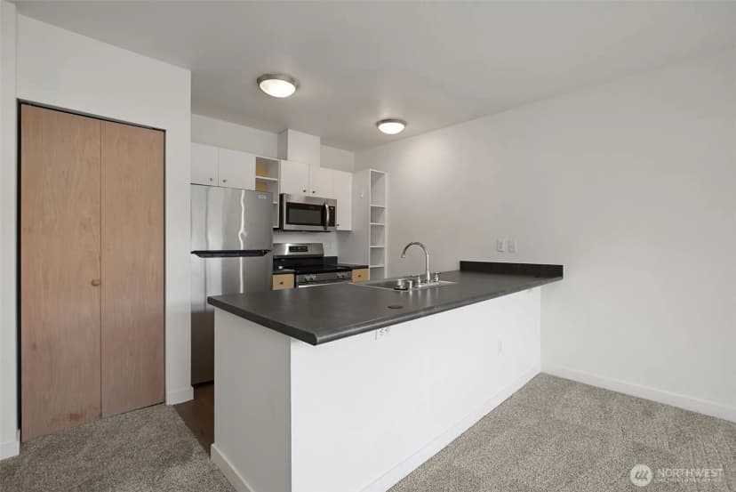 Property photo for 1610 Belmont Avenue #314, Seattle photo 7