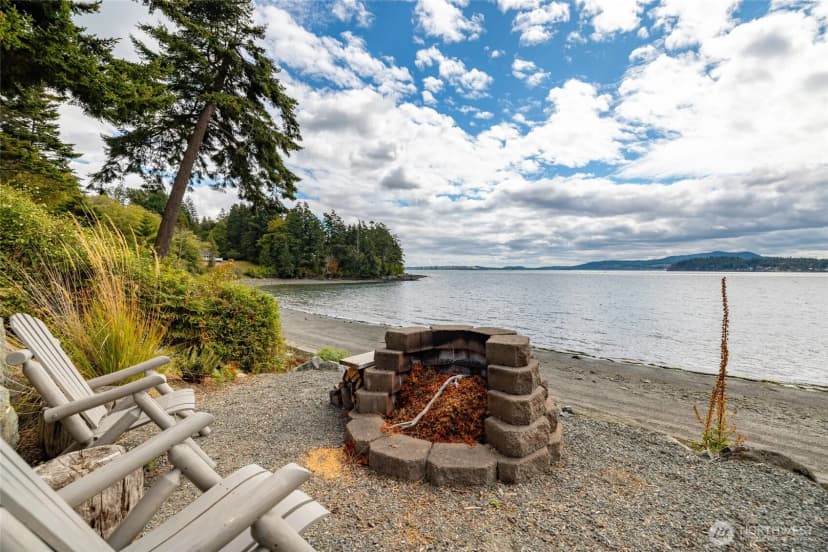 Property photo for 7034 Channel View Drive, Anacortes photo 9