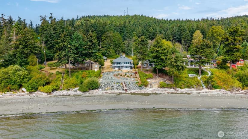 Property photo for 7034 Channel View Drive, Anacortes photo 3