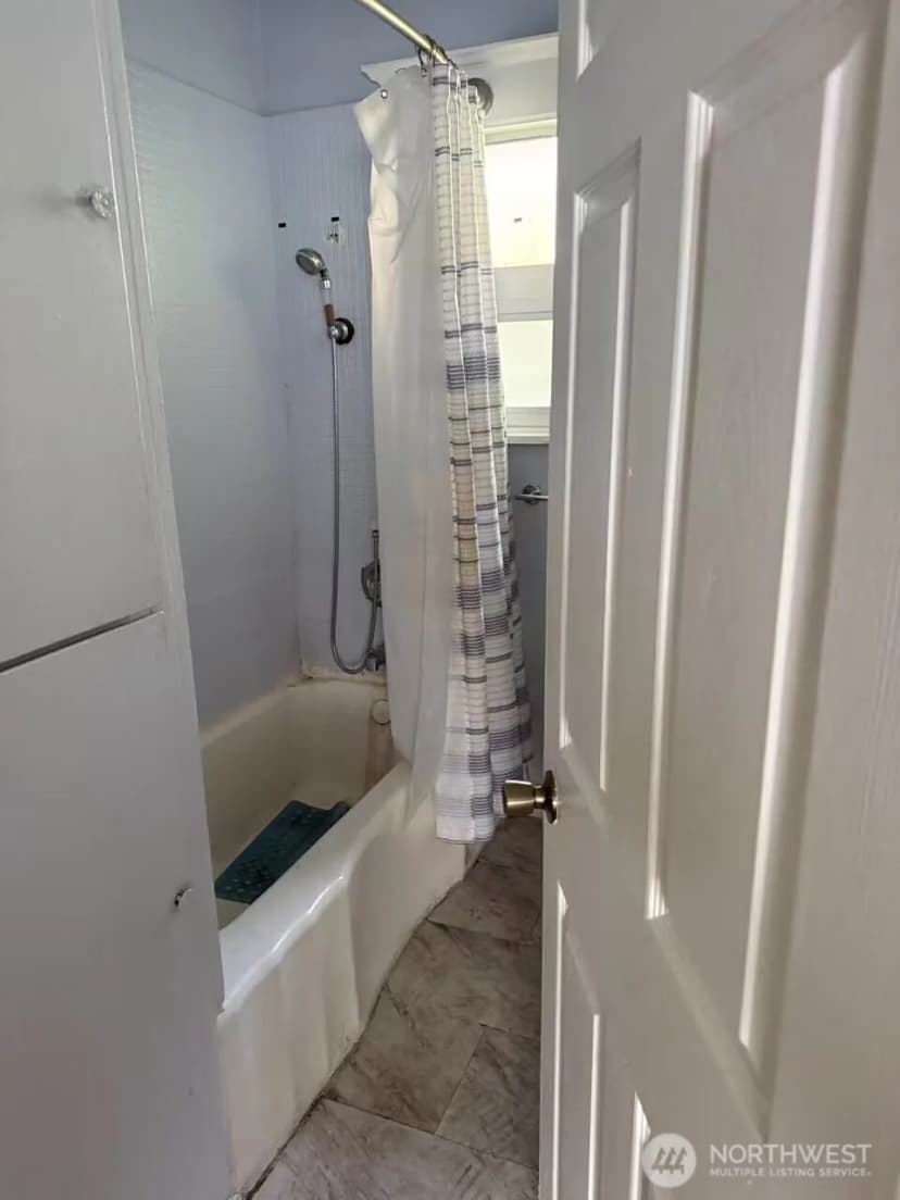 Property photo for 3428 18th Ave S, Seattle photo 11