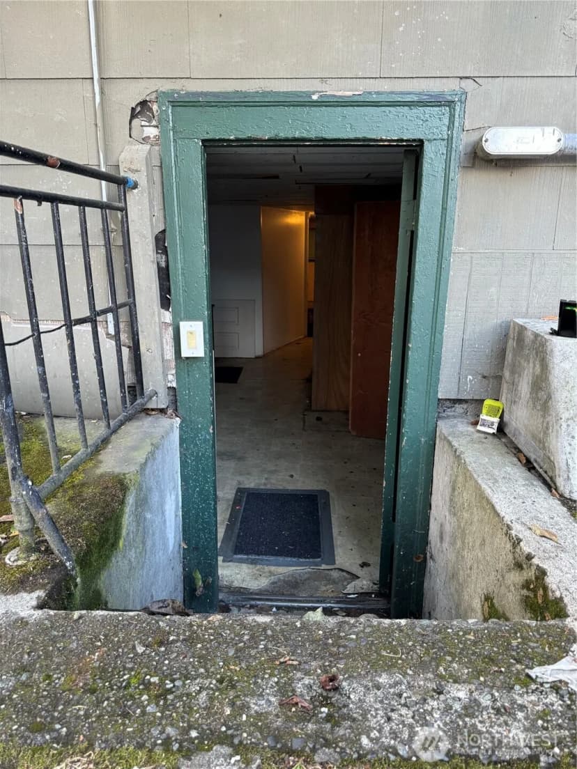 Property photo for 3428 18th Ave S, Seattle photo 18