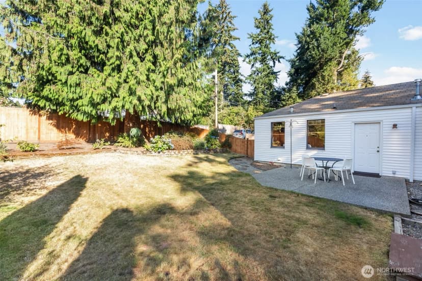 Property photo for 16025 10th Ave Ne, Shoreline photo 26