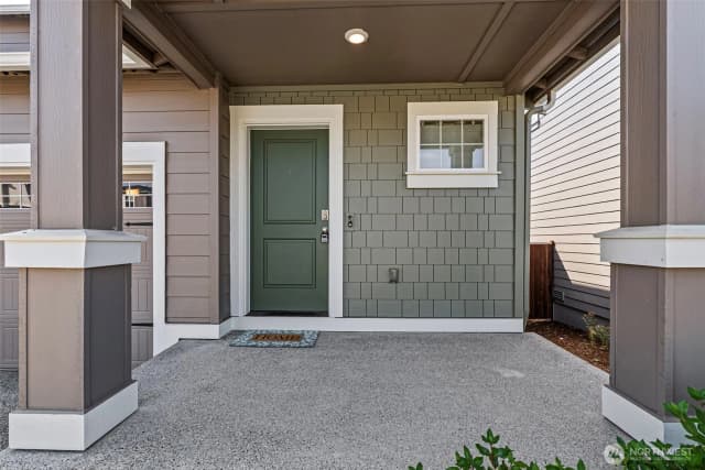 Property photo for 1454 Sw Pendleton Way, Port Orchard photo 2