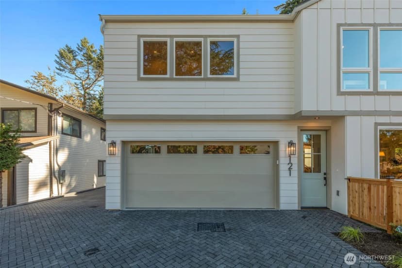 Property photo for 121 N 136th Street, Seattle photo 35