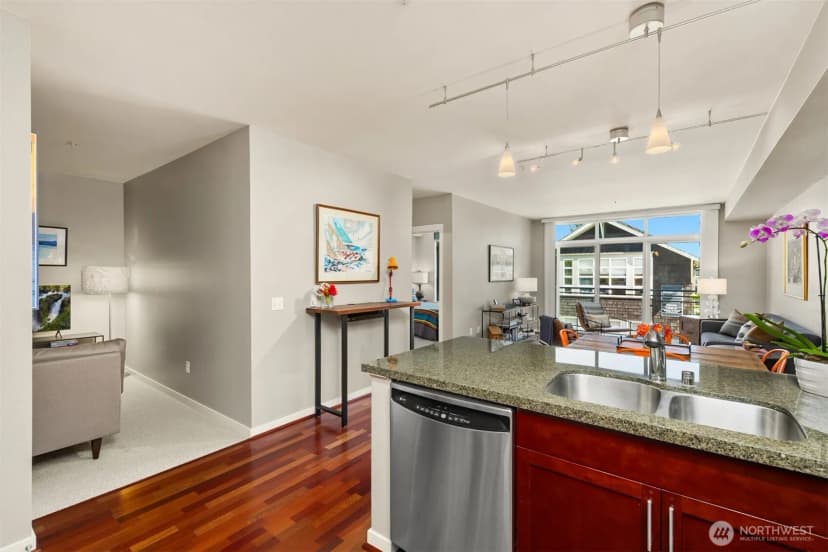 Property photo for 125 Ferncliff Avenue Ne #e242, Bainbridge Island photo 14