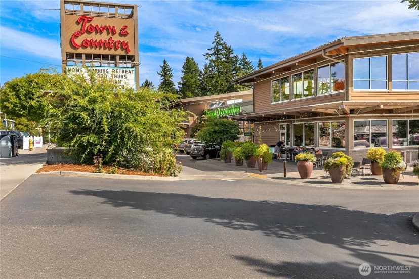 Property photo for 125 Ferncliff Avenue Ne #e242, Bainbridge Island photo 27