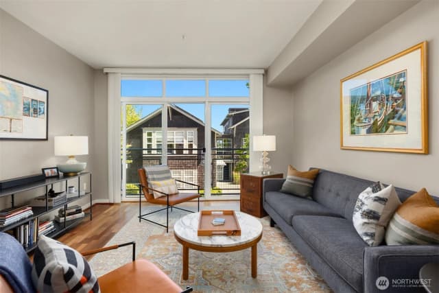 Property photo for 125 Ferncliff Avenue Ne #e242, Bainbridge Island photo 5