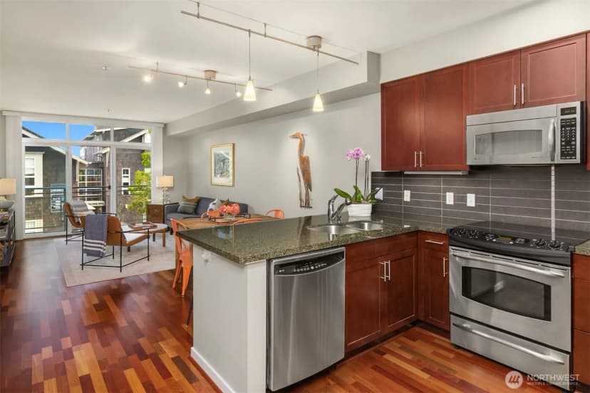 Property photo for 125 Ferncliff Avenue Ne #e242, Bainbridge Island photo 12