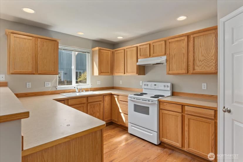 Property photo for 1218 125th Place Sw, Everett photo 11